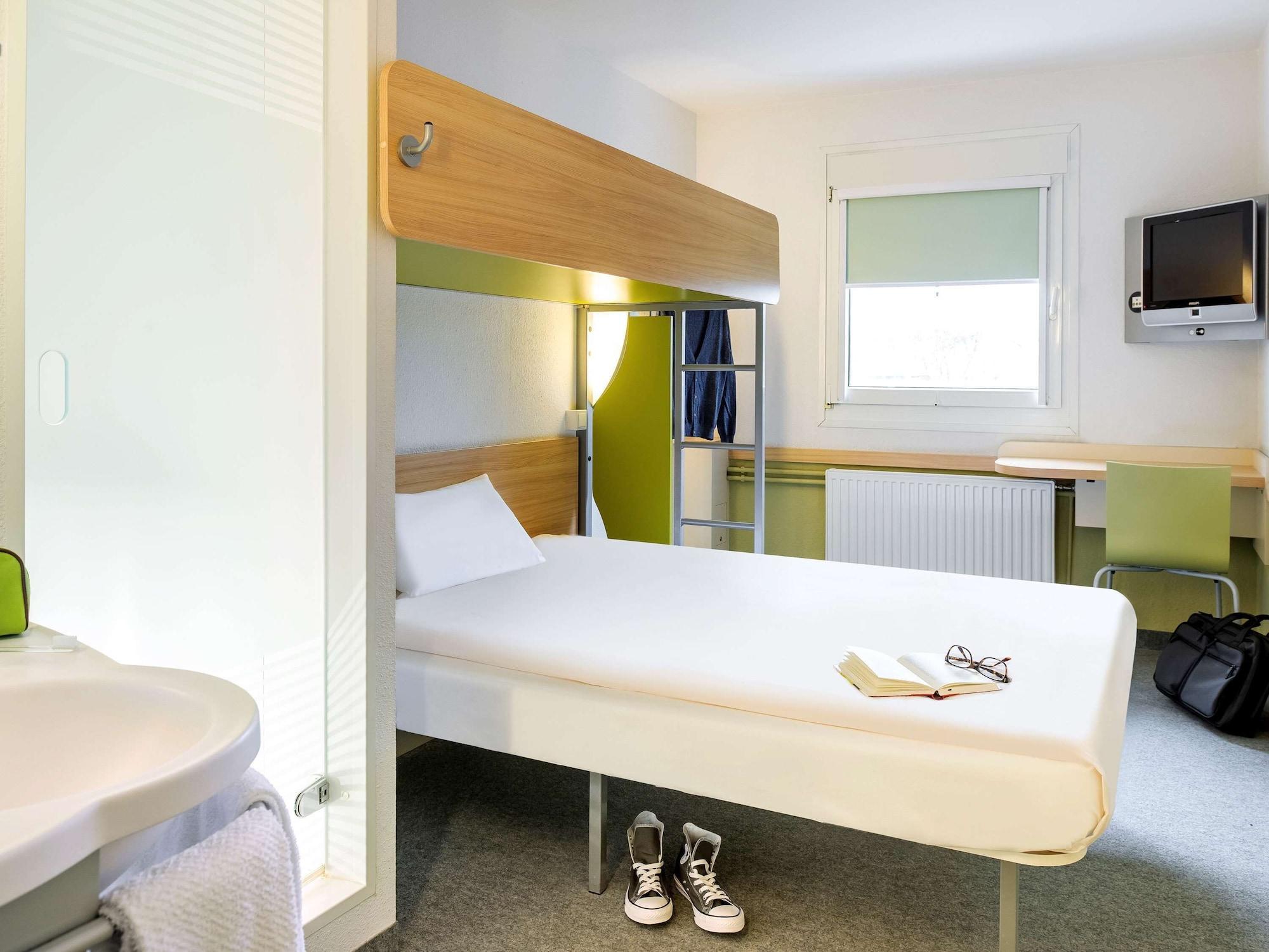 Ibis Budget Montauban Les Chaumes Εξωτερικό φωτογραφία
