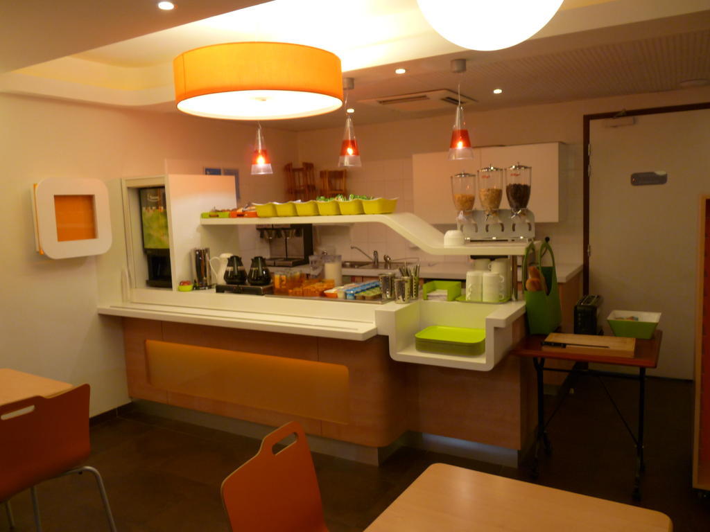 Ibis Budget Montauban Les Chaumes Εξωτερικό φωτογραφία