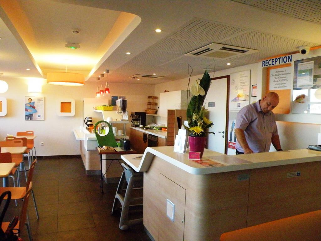 Ibis Budget Montauban Les Chaumes Εξωτερικό φωτογραφία